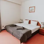 Piwnica Rycerska Kety Apartment *