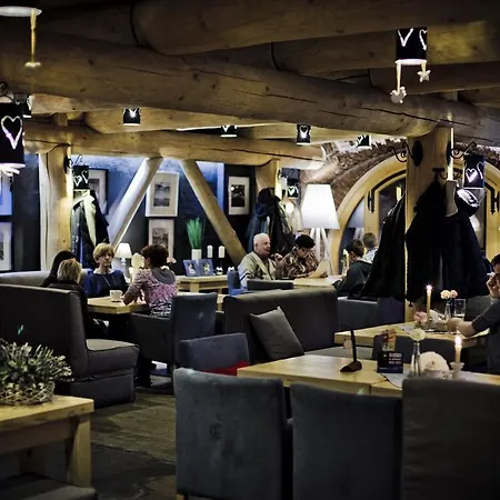 Piwnica Rycerska דירה *