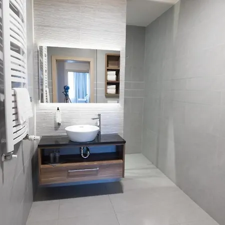 Piwnica Rycerska Kety Apartment *